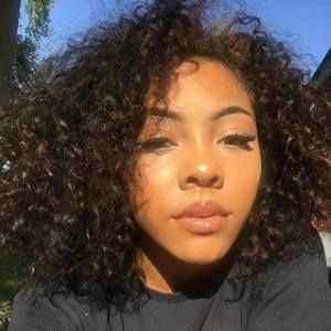 Meet your Posher, Ralea